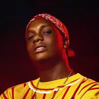 Poslechněte si interpreta undefined, sledujte hudební videa, přečtěte si životopis, podívejte se na data turné a další informace.