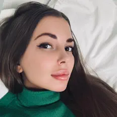 聆聽 Niksa、觀看音樂影片、閱讀小傳、查看巡演日期等！