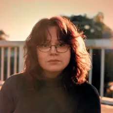 Escucha a Alyce, mira videos musicales, lee su biografía, consulta las fechas de las gira y más.
