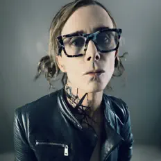 Luister naar IAMX, bekijk muziekvideo's, lees de bio, bekijk de tourdata, en meer!