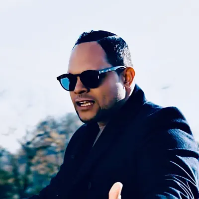 Listen to Denis Mora, watch music videos, read bio, see tour dates & more!