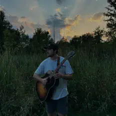 Escucha a Brady Elliott, mira videos musicales, lee su biografía, consulta las fechas de las gira y más.