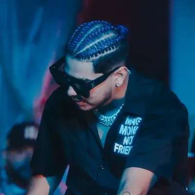 Listen to Israel De San Antonio, watch music videos, read bio, see tour dates & more!