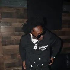 聆聽 Za.Seven、觀看音樂影片、閱讀小傳、查看巡演日期等！