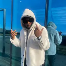 Poslechněte si interpreta Rahim Rafik, sledujte hudební videa, přečtěte si životopis, podívejte se na data turné a další informace.