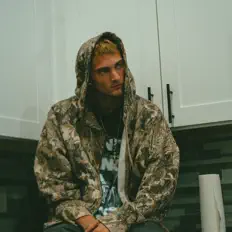 收听 hakyhm、观看音乐视频、阅读小传、查看巡演日期等 ！