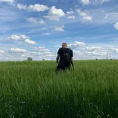 Dengarkan Mirelli, tonton video musik, baca bio, lihat tanggal tur & lainnya!