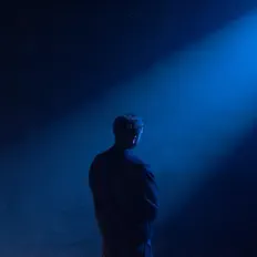 Joey Hanno: песни, клипы, биография, даты выступлений и многое другое.