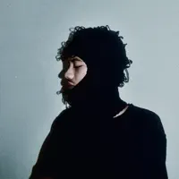 Escucha a undefined, mira vídeos musicales, lee la biografía, consulta fechas de giras y mucho más.