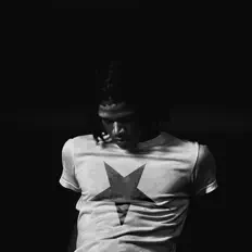 Dengarkan K4LUVE, tonton video musik, baca bio, lihat tanggal tur & lainnya!