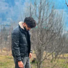 Dengarkan Imran Raza, tonton video musik, baca bio, lihat tanggal tur & lainnya!