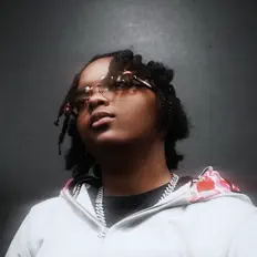 Hör dir Exit9stackz an, schau dir Musikvideos an, lies die Biografie, finde Tourdaten und mehr!