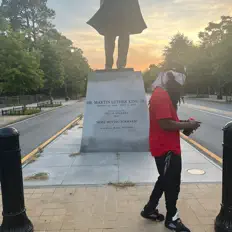 FKA FRANCO सुनें, म्यूज़िक वीडियो देखें, बायो पढ़ें, दौरे की तारीखें और बहुत कुछ देखें!