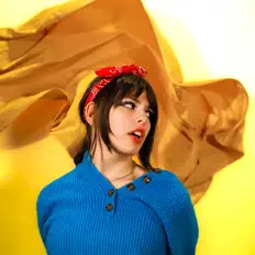 Violet Vonを聴いたり、ミュージックビデオを鑑賞したり、経歴やツアー日程などを確認したりしましょう！