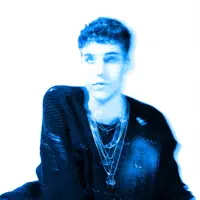 Ascolta undefined, guarda video musicali, leggi la biografia, vedi le date del tour & altro!