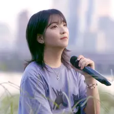 Wellie을(를) 듣고, 뮤직 비디오를 보고, 약력을 읽고, 투어 일정 등을 확인하세요!