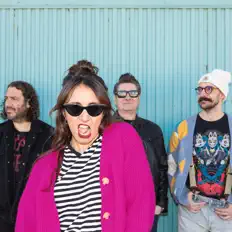 Ouça Celia Es Celíaca, assista a videoclipes, leia a biografia, veja as datas das turnês e mais!