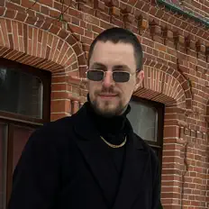 Poslechněte si interpreta MYAKESH, sledujte hudební videa, přečtěte si životopis, podívejte se na data turné a další informace.