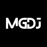 Poslechněte si interpreta undefined, sledujte hudební videa, přečtěte si životopis, podívejte se na data turné a další informace.