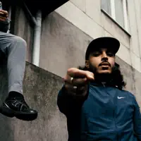 Posłuchaj wykonawcy undefined, obejrzyj teledyski, przeczytaj biografię, zobacz daty tras koncertowych i nie tylko!