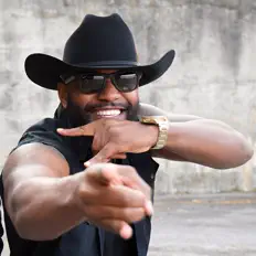 Fredy Pを聴いたり、ミュージックビデオを鑑賞したり、経歴やツアー日程などを確認したりしましょう！