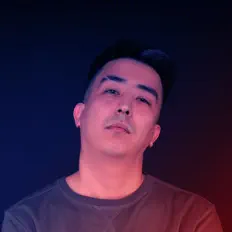 Sanch을(를) 듣고, 뮤직 비디오를 보고, 약력을 읽고, 투어 일정 등을 확인하세요!