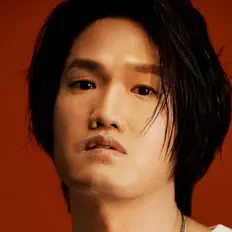 Écoutez 陳冠宇, regardez des vidéoclips, lisez la biographie, consultez les dates de tournée et plus encore !