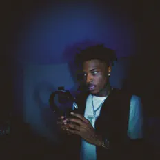 Poslechněte si interpreta Trey Dryer, sledujte hudební videa, přečtěte si životopis, podívejte se na data turné a další informace.