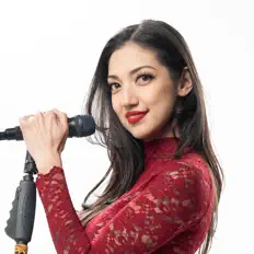 聆聽 Andrea Dielle、觀看音樂影片、閱讀小傳、查看巡演日期等！