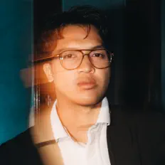 Ouve Aldi Haqq, vê vídeos de música, lê a biografia, vê as datas da digressão e muito mais!