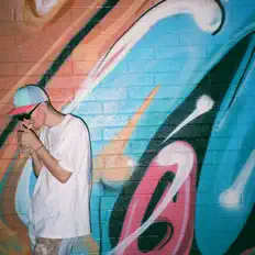 收听 Charles Hall、观看音乐视频、阅读小传、查看巡演日期等 ！