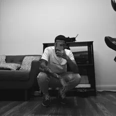 Poslechněte si interpreta Sweno, sledujte hudební videa, přečtěte si životopis, podívejte se na data turné a další informace.