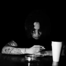 Ouve TBG Lowley, vê vídeos de música, lê a biografia, vê as datas da digressão e muito mais!