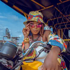 聆聽 Trayc Selasi、觀看音樂影片、閱讀小傳、查看巡演日期等！