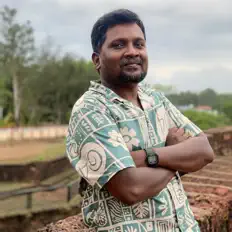 S.Sukumaranを聴いたり、ミュージックビデオを鑑賞したり、経歴やツアー日程などを確認したりしましょう！