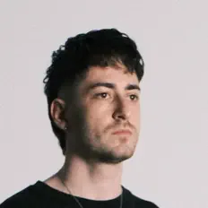 Valmaind सुनें, म्यूज़िक वीडियो देखें, बायो पढ़ें, दौरे की तारीखें और बहुत कुछ देखें!