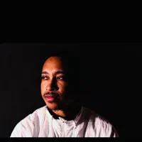 Ascolta undefined, guarda video musicali, leggi la biografia, vedi le date del tour & altro!