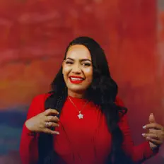 Raquel Ariasを聴いたり、ミュージックビデオを鑑賞したり、経歴やツアー日程などを確認したりしましょう！