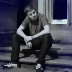 Posłuchaj wykonawcy Just Another DJ, obejrzyj teledyski, przeczytaj biografię, zobacz daty tras koncertowych i nie tylko!