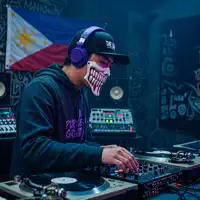 Dengarkan undefined, tonton video musik, baca bio, lihat tanggal tur & lainnya!