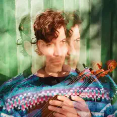 Escucha a Chris Lynch, mira videos musicales, lee su biografía, consulta las fechas de las gira y más.
