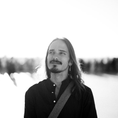 Listen to Leonardo Prakash, watch music videos, read bio, see tour dates & more!