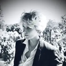 Listen to Velura, watch music videos, read bio, see tour dates & more!