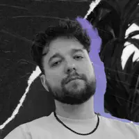Ascolta undefined, guarda video musicali, leggi la biografia, vedi le date del tour & altro!