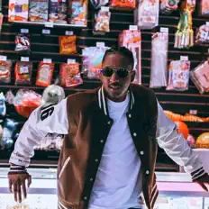 Écoutez Tonight Only, regardez des vidéoclips, lisez la biographie, consultez les dates de tournée et plus encore !