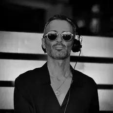 Listen to Gabriel Marchisio, watch music videos, read bio, see tour dates & more!