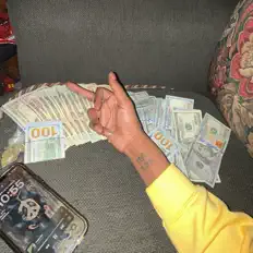 Dengarkan Just AJ, tonton video musik, baca bio, lihat tanggal tur & lainnya!