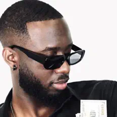 Luister naar Farrel_x, bekijk muziekvideo's, lees de bio, bekijk de tourdata, en meer!