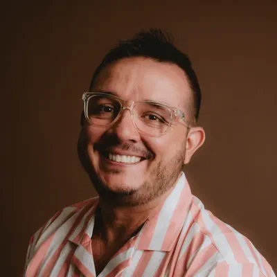 Listen to Alejo Navarro, watch music videos, read bio, see tour dates & more!