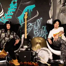 Listen to moll, watch music videos, read bio, see tour dates & more!